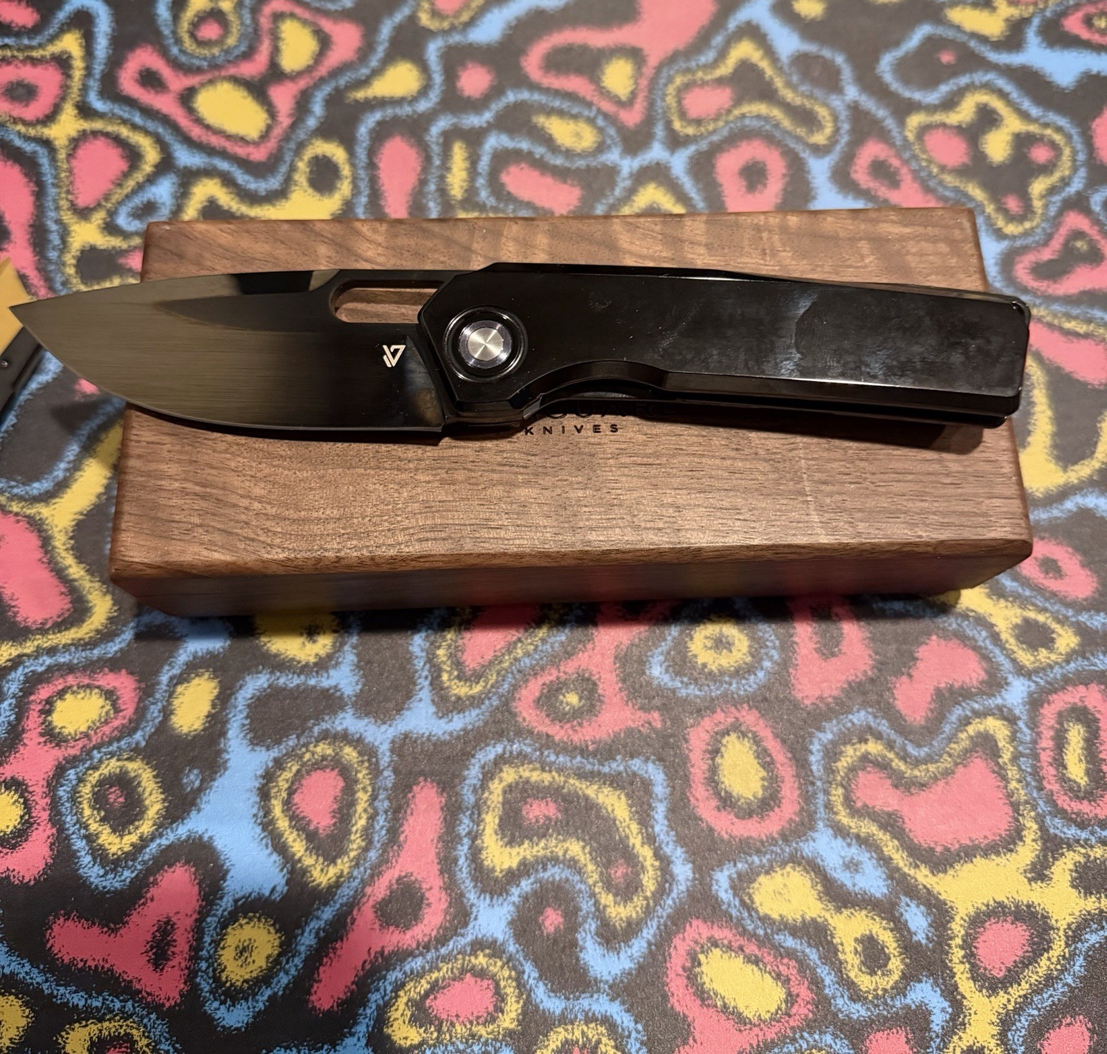 Vanguard Breaker Black Semi Mirror M390 Blade Smooth action