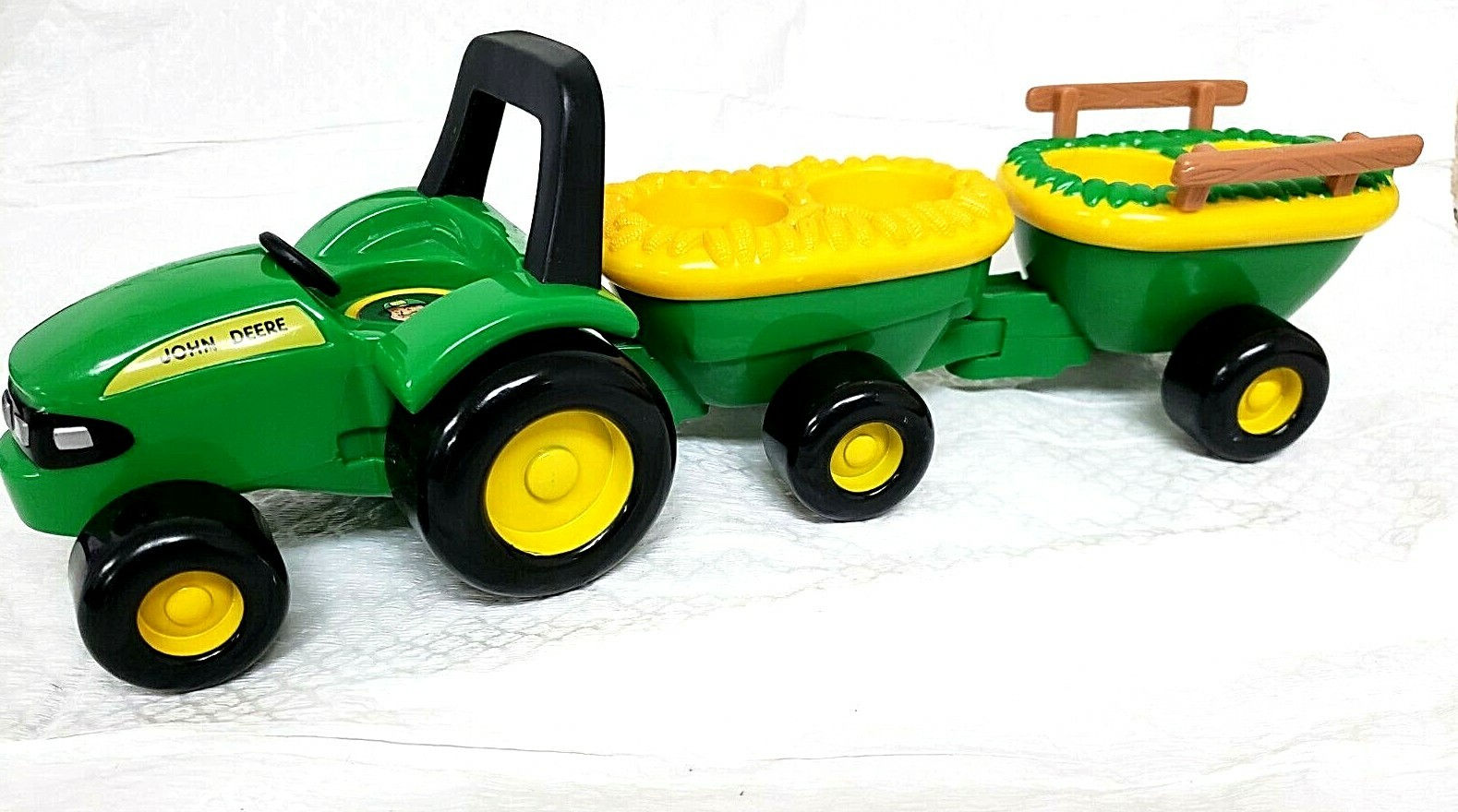 John Deere Ertl Plastic tractor wagons farm musical child's toy (A-9)