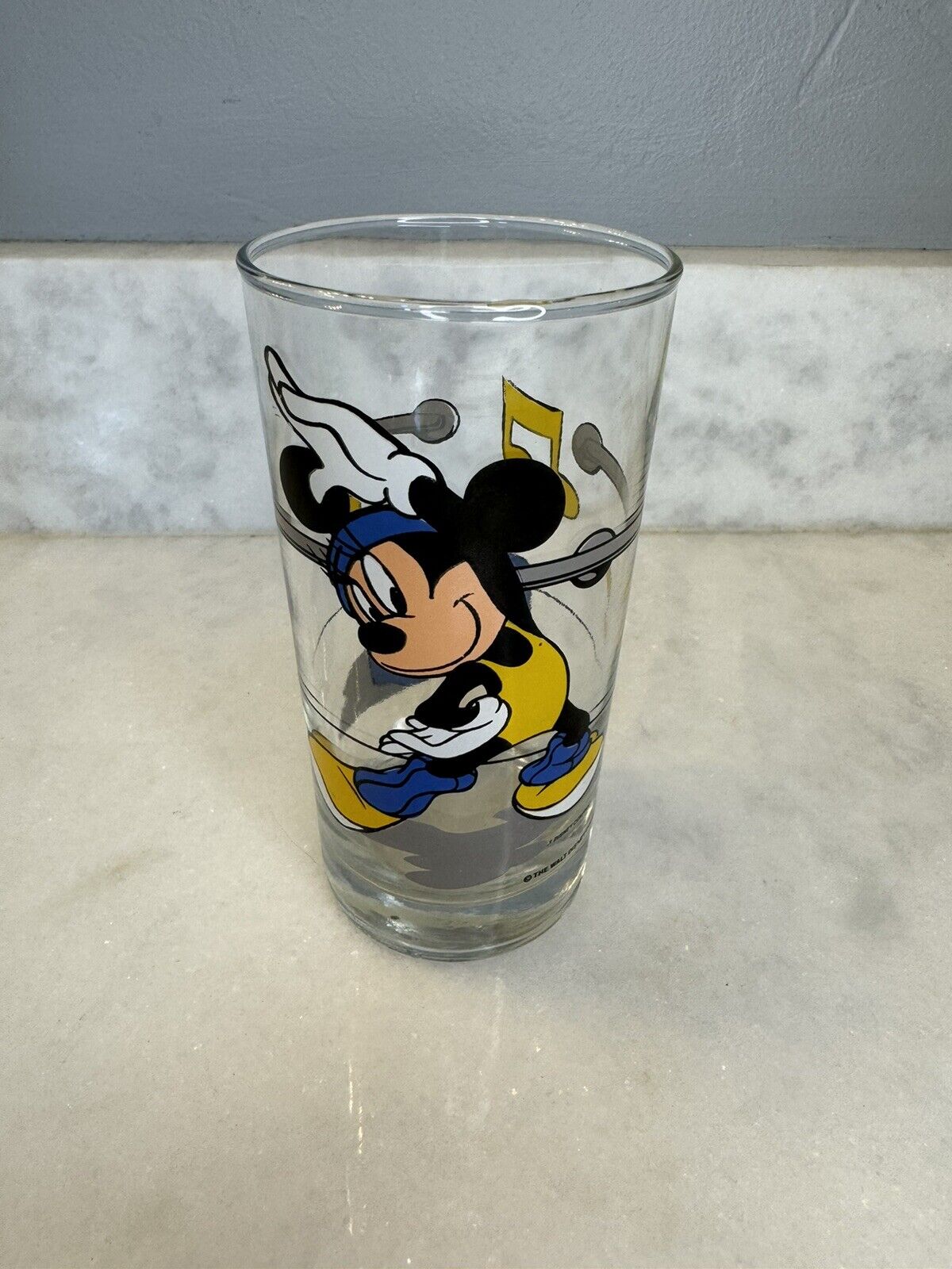 Vintage Minnie Mouse Walt Disney Exercising Dancing Boombox Drinking Glass 6”