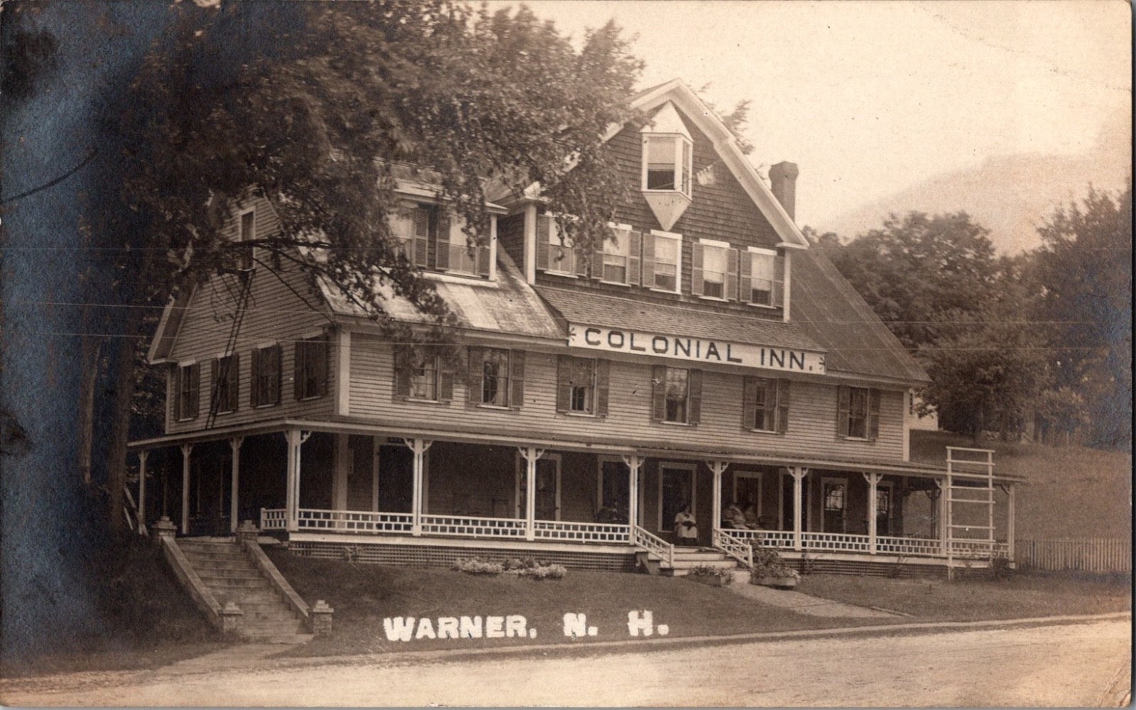 RPPC Colonial Inn, Warner, New Hampshire, N. H. C1922