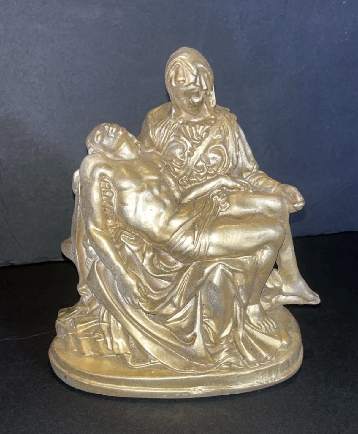 Vintage Santini Gold Pieta by Michaelangelo statue Ceramic Figurine 7.5\ Vintage Santini Gold Pieta by Michaelangelo statue Ceramic Figurine 7.5\