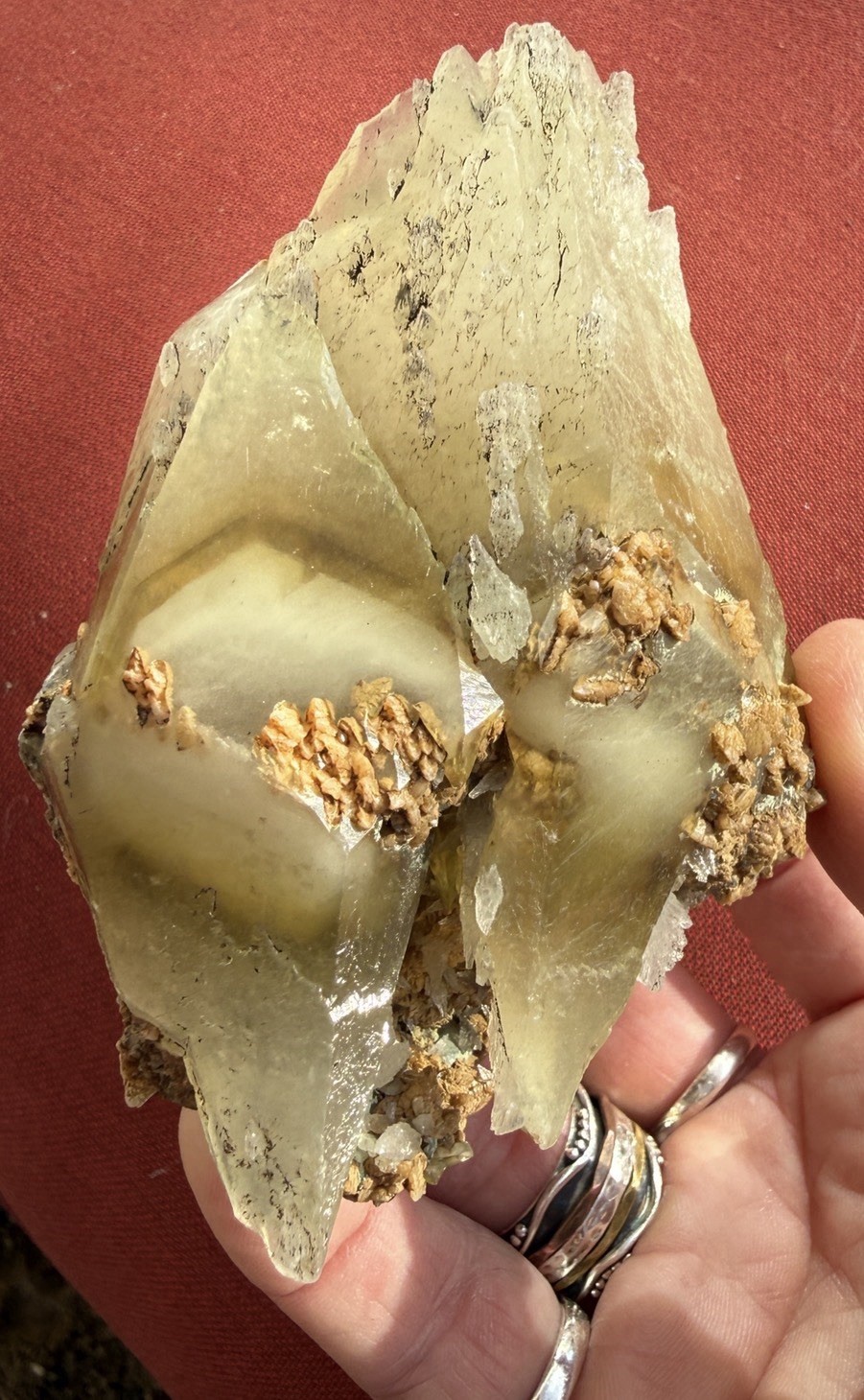 “Feather Calcite DT W Dolomite” No Attachment Point, Fantastic Aesthetic Large
