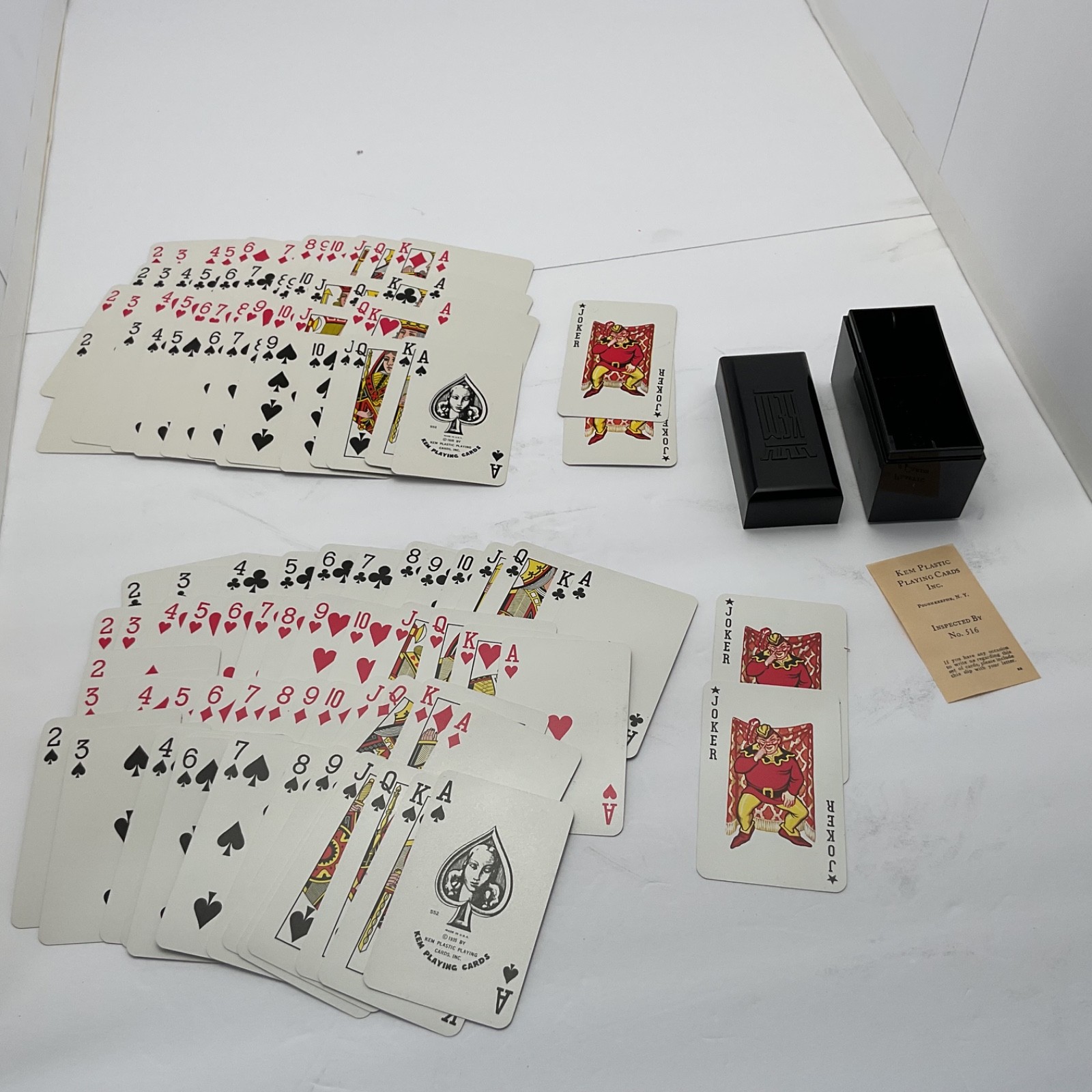 VINTAGE KEM PLASTIC PLAYING CARDS IN BAKELITE CASE FROM 1952