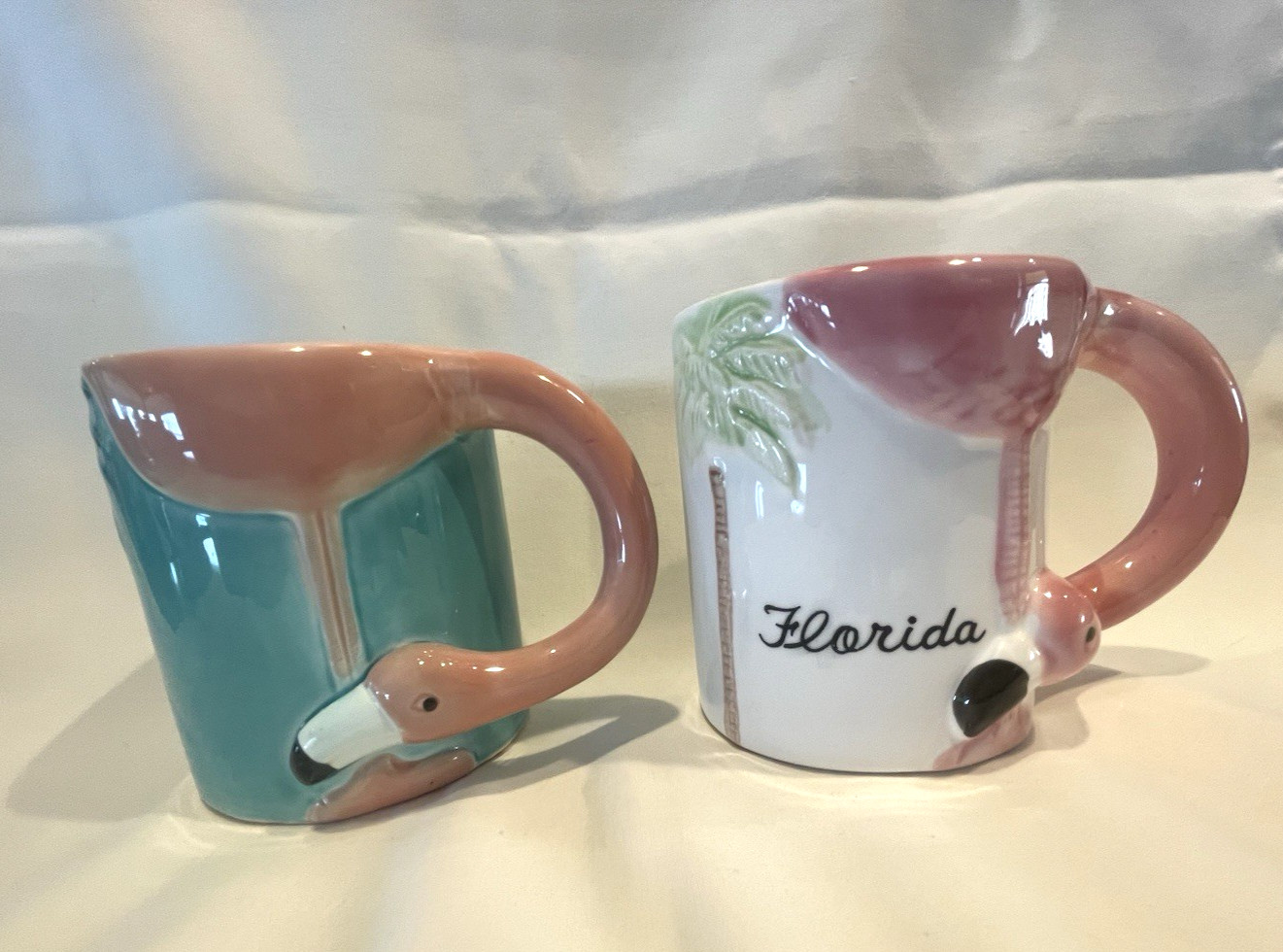 SET OF 2 FLAMINGO CERAMIC COFFEE MUGS NICE1 SET OF 2 FLAMINGO CERAMIC COFFEE MUGS NICE1