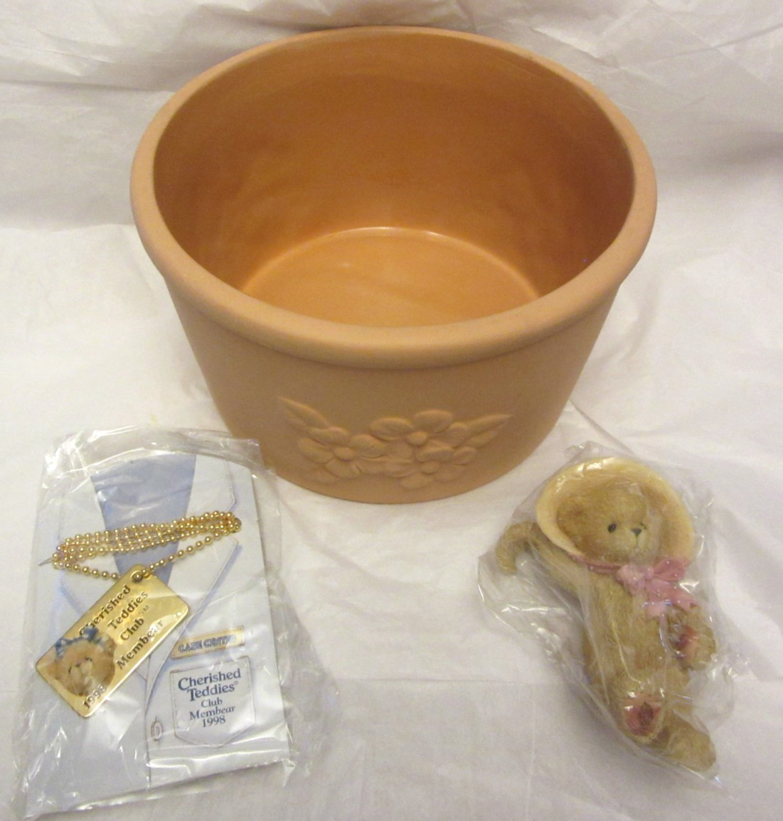 VTG Cherished Teddies Club Round Bowl Flower Pot Club Member & Enesco Necklace