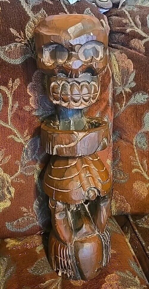 Vtg Cool Hand Carved Skeleton Man Tribal Tiki 19\