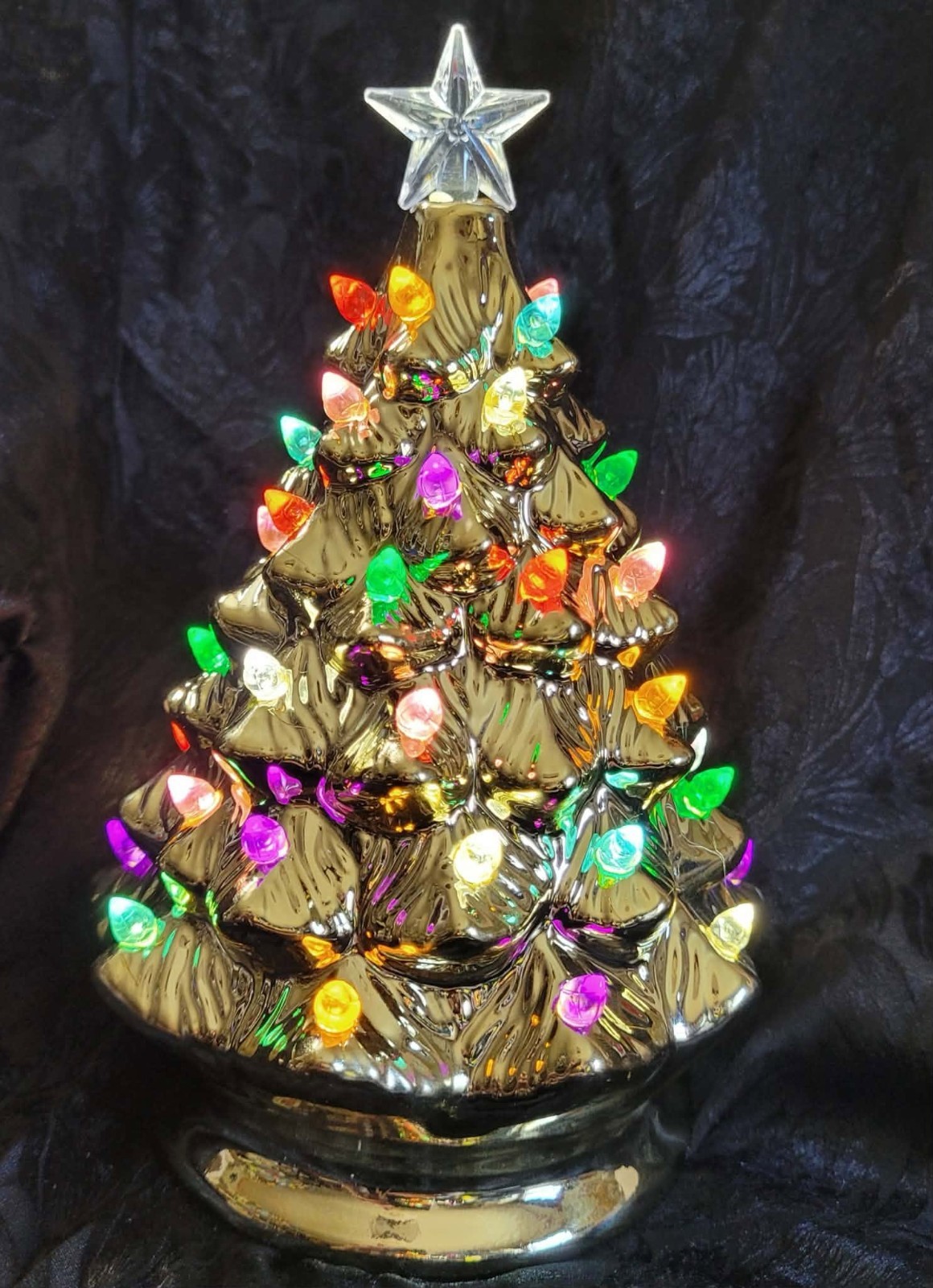 Avon Iconic Vintage Inspired LIGHT UP TREE 2020 ~ BRAND NEW COND. ~NEXT DAY SHIP