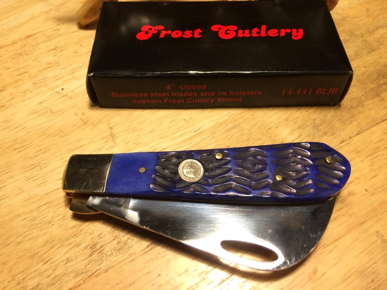 Frost Cutlery Blue Jigged Bone Hawkbill 4