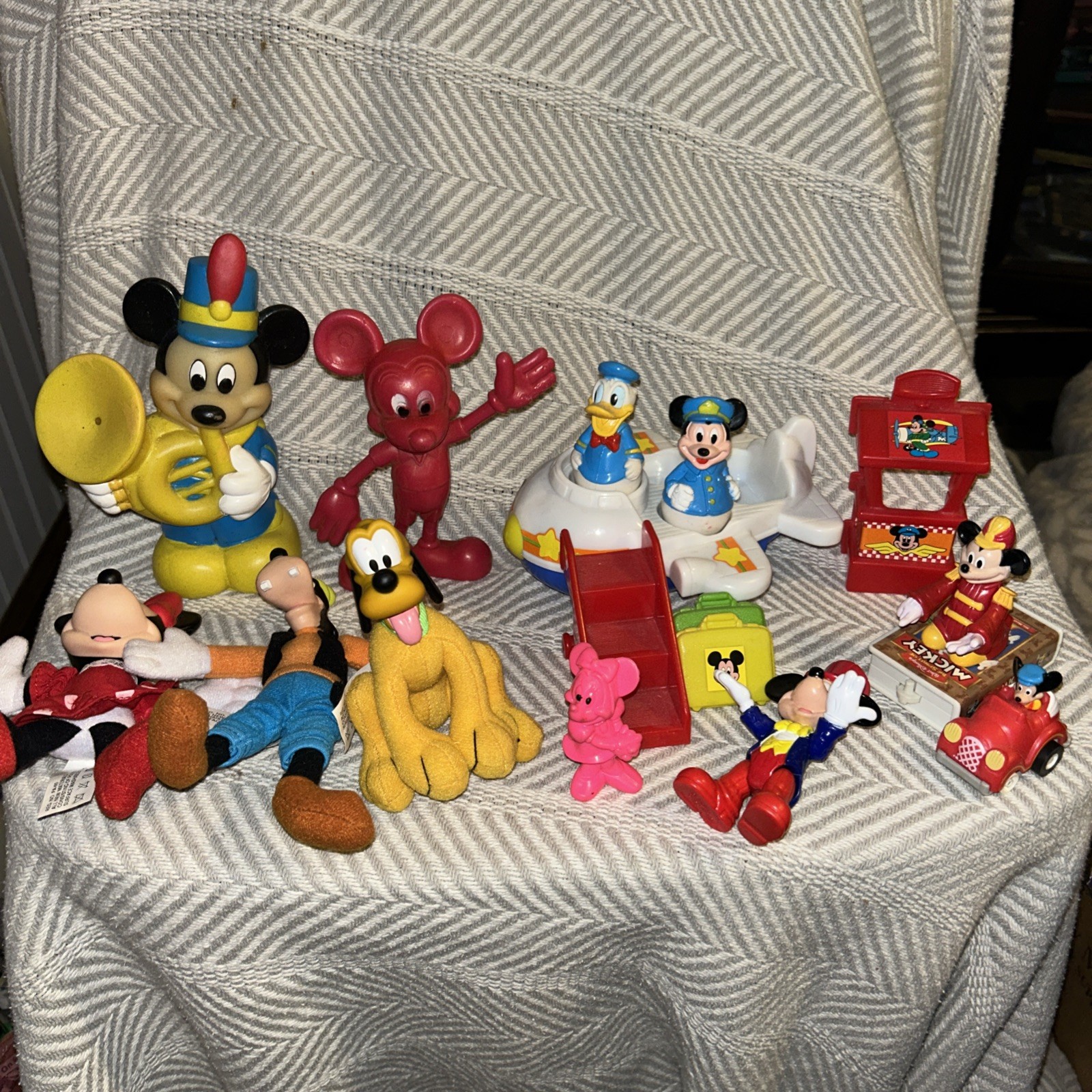 Vintage Mickey Mouse Disney Toy Figure Lot Arco Plane Set And More Vintage Mickey Mouse Disney Toy Figure Lot Arco Plane Set And More