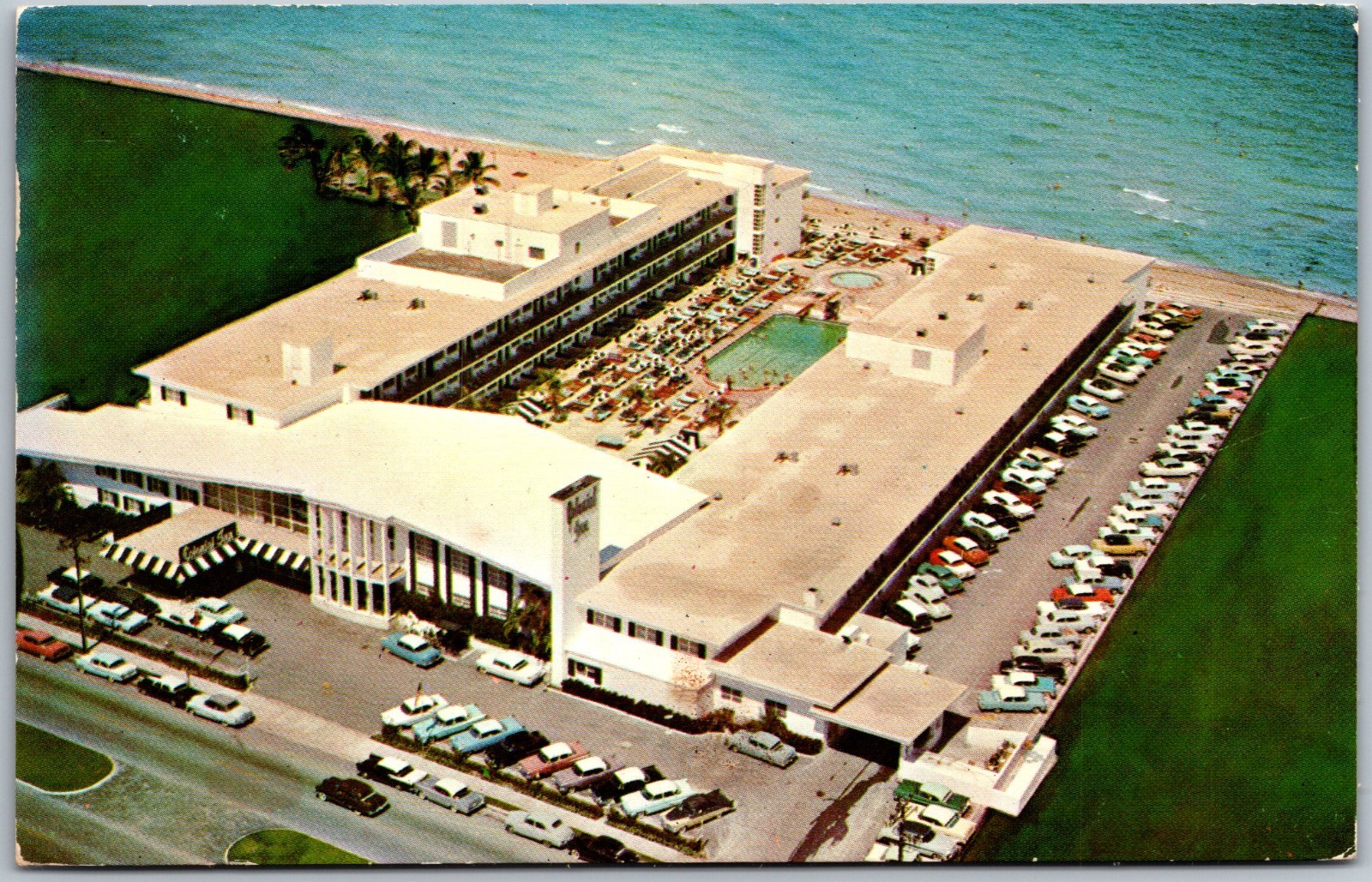 Colonial Inn Resort Motel Aerial View 1950's Cars St Pete Beach FL Postcard 2064