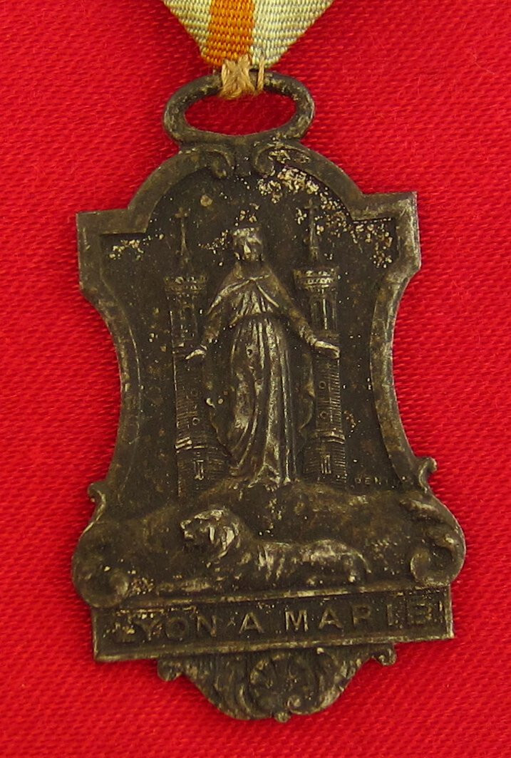 Vintage MARY Medal LYON FRANCE Catholic French Pendant Ribbon PENIN LION LARGE