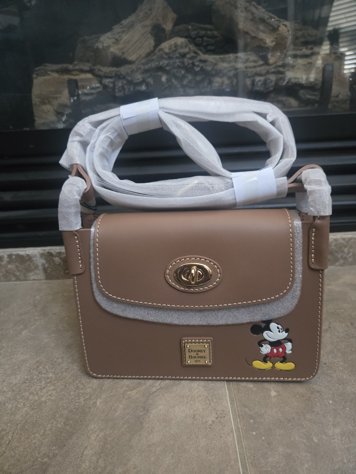 2026 Disney Parks Dooney & Bourke Mickey Mouse Brown Crossbody Bag Purse NEW 2026 Disney Parks Dooney & Bourke Mickey Mouse Brown Crossbody Bag Purse NEW