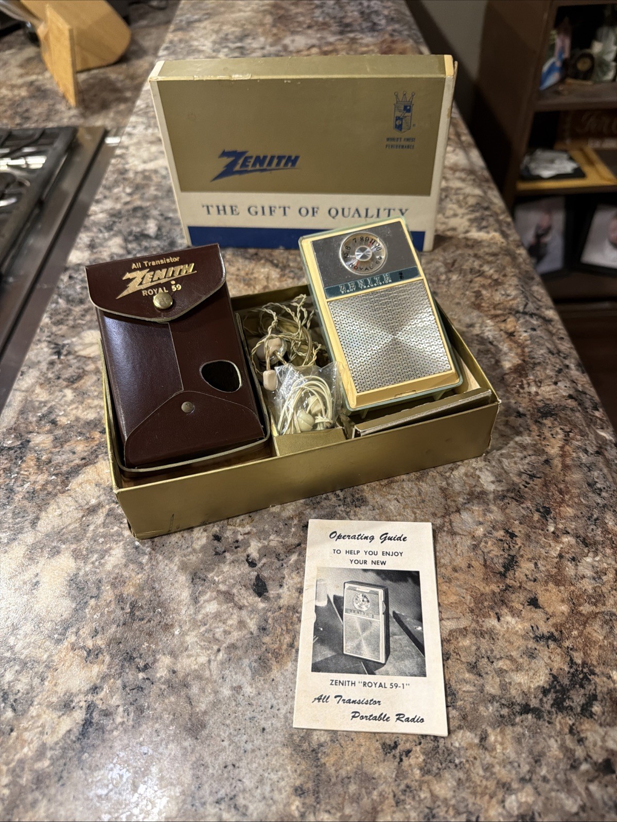 ZENITH ROYAL 59 Transistor Radio Works Complete W/Box/Case/Paperwork/Ear/READ👇