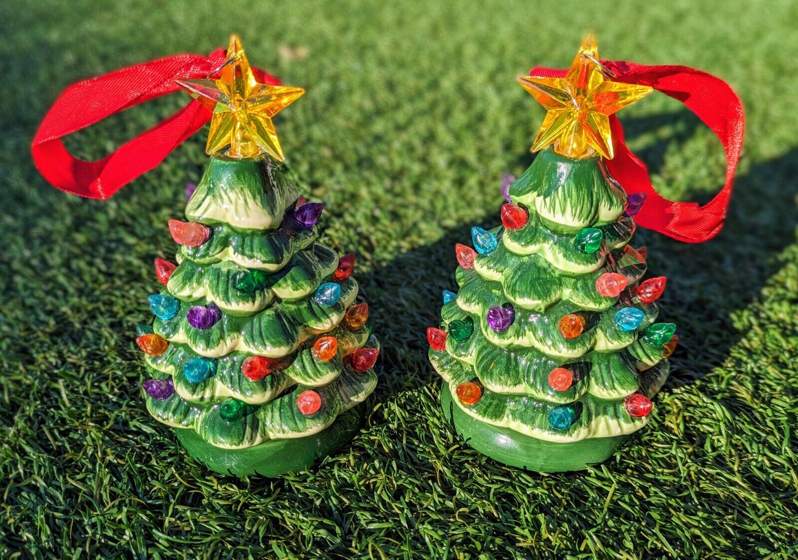 Set Of 2 Mr Christmas Mini Ceramic Christmas Tree Light Up Ornament Nostalgic