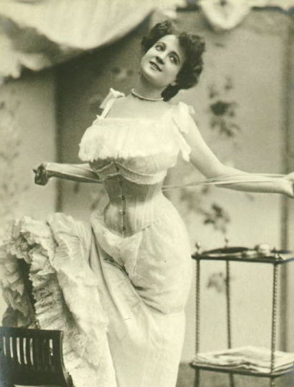 1880s Sexy Saloon Girl PHOTO Typical corset of the time Portrait 8.5x11 Luster