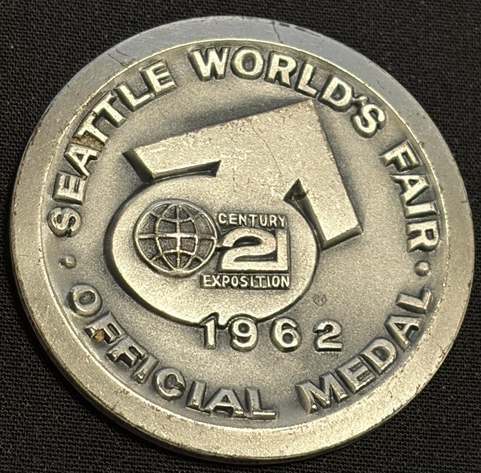 RARE 1962 SEATTLE WORLDS FAIR OFFICIAL .999 SILVER OZ MEDAL COMMERCE INDUSTRY