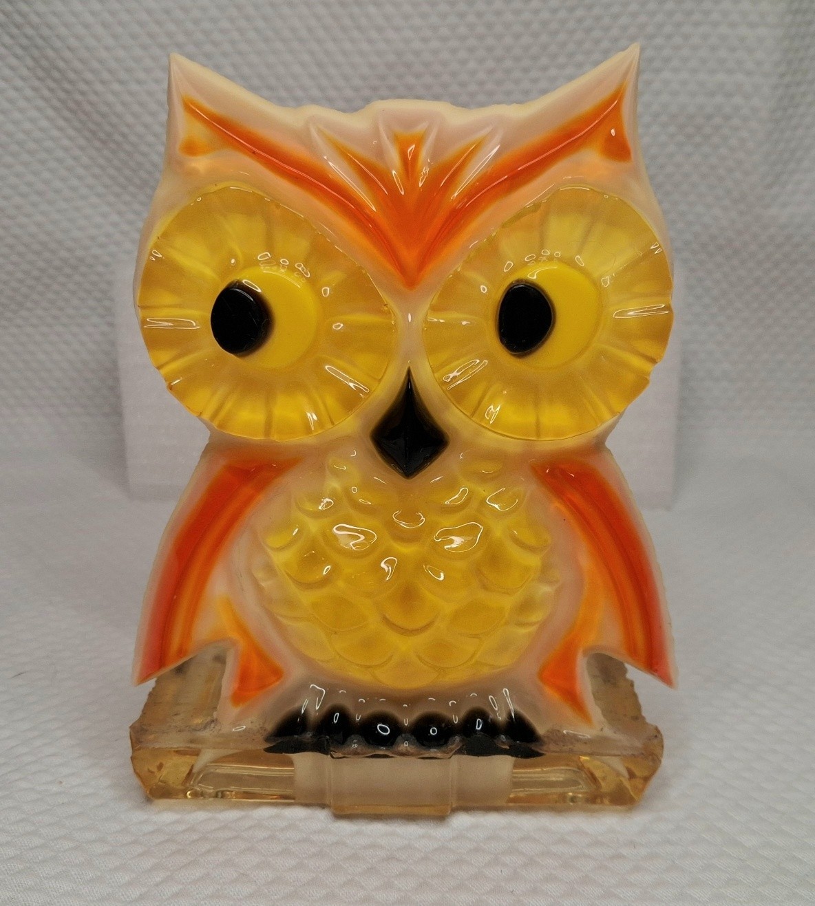 Vintage MCM Lucite Owl Napkin Holder Or Letter Holder
