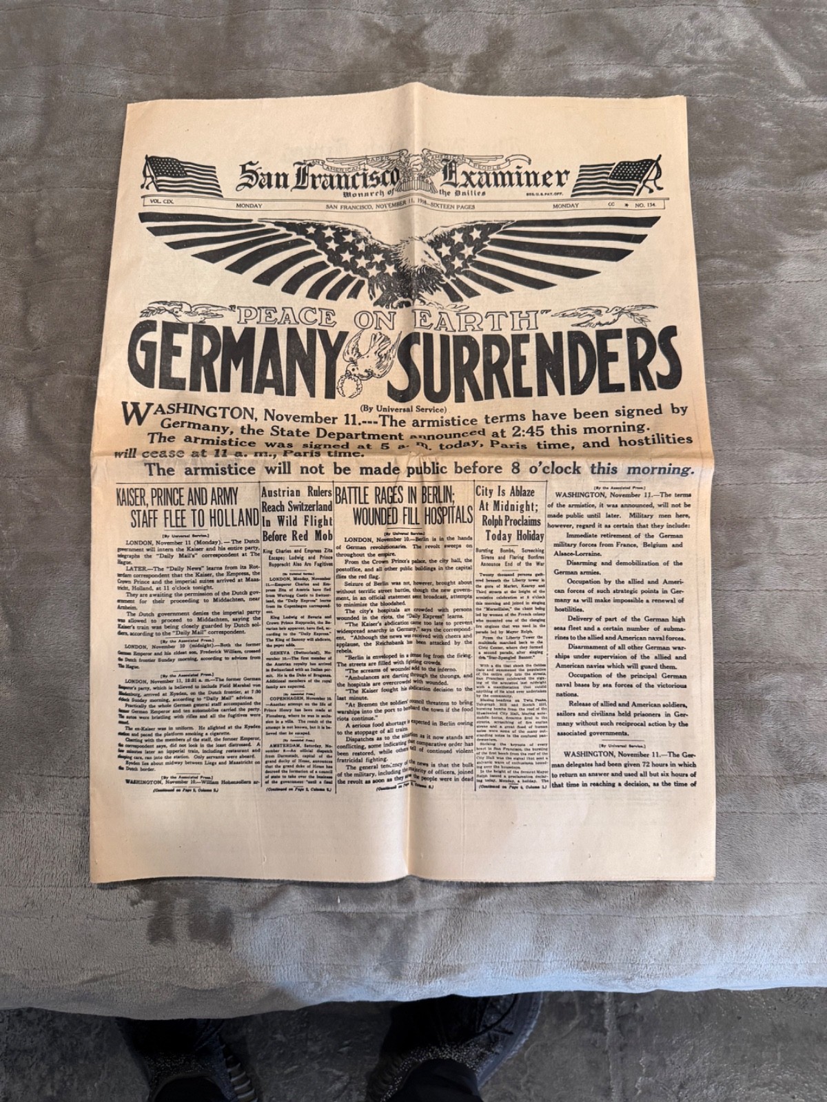 San Francisco Examiner Nov. 11, 1918 Germany Surrenders WWI Original Newspaper