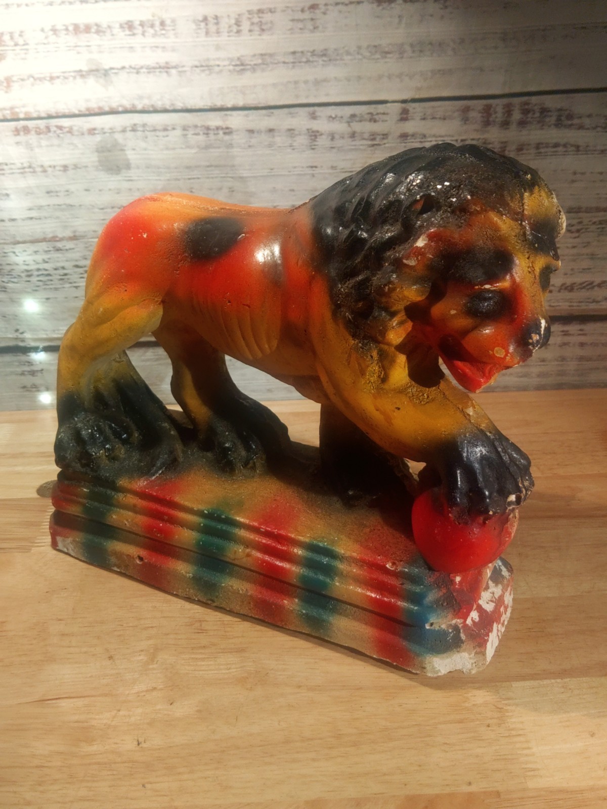1930s Carnival Chalkware Medici Lion Prize