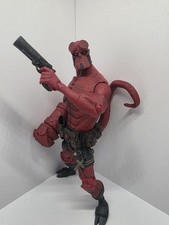 Hellboy 2005 Mezco closed mouth variant picture