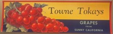 Vintage Towne Tokays Crate Label 🍇 1940s, Sunny California picture