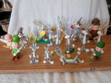 Lot 17 Bugs Bunny & Elmer Fudd Looney Tunes Warner Bros Applause PVC Figures picture