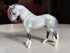 Icicle #1702 Breyer Horse picture