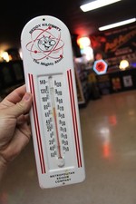 RARE 1950s REDDY KILOWATT METRO DEALER PAINTED METAL THERMOMETER SIGN ELECTRIC picture