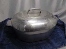 Wagner Ware Magnalite Cast Aluminum SIDNEY -0- 4265‑P Oval Roaster Pan w/ Lid picture