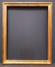 VINTAGE 22K GOLD LEAF FINISH SCOOP PICTURE FRAME 10 X 13 VERY GOOD CONDITION picture