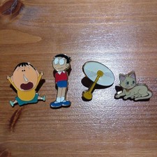 Doraemon Crayon Shin-chan Pin Badge picture