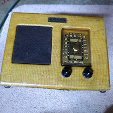 Emerson Tube AM radio 1940's battery power farm radio Scarce. picture