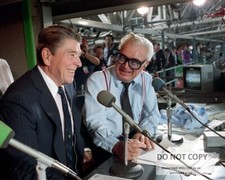 RONALD REAGAN IN THE PRESS BOX w/ HARRY CARAY CHICAGO CUBS 8X10 PHOTO (DD-161) picture