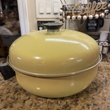 Vintage Regal Ware Gold Yellow Aluminum  Steamer Pot Dutch Oven Roaster 12.5”USA picture