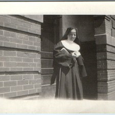 c1940s Catholic Nun Habit Sister Snapshot Photo Book Rosary Unknown Location picture
