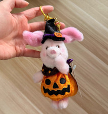 Authentic Disney 2024 halloween winnie the pooh piglet plush keychain disneyland picture