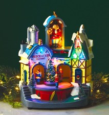 AVON Christmas LED Light Up Animated Nutcracker Factory New in Box picture