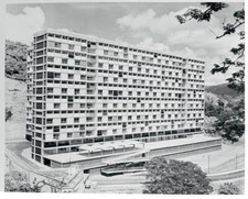 Overlooking Caracas. Caracas, Venezuela: Occupants are set to  - 1955 Old Photo picture