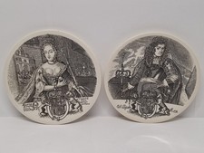 Pair of Wedgwood Mary II & William III Williamsburg Ware Commemorative Plates picture