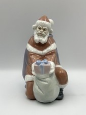 Lladro 6575 “A Gift From Santa” Mint Condition With Original Box Vintage picture