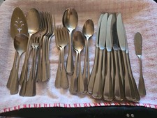 Vintage Oneida Distinction Deluxe HH Colonial Artistry Stainless Flatware 43 pcs picture