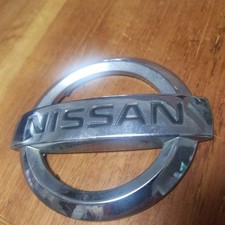 Genuine NISSAN Emblem ① picture