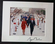george w bush signed 11x14 mattting as governor of texas us president autograph picture