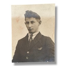 VTG 1920s Photo – Young Man in Suit & Tie – Slick Hair Dapper Portrait Snapshot picture
