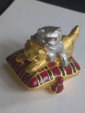 Vintage HTF 1999 Estee Lauder Bejeweled Playful Kittens Solid Perfume Compact picture