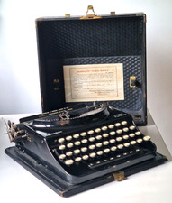 Superb Vintage c1920/30’s Remington Home Portable Typewriter with Original Case picture