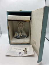 VTG Lladro Figurine Valencian Beauty #5670 New In Box Includes Booklet picture