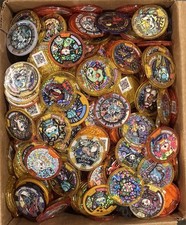 Yo-Kai Watch Legendary, Medtai, Gold Medals Random. (1) picture