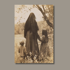 Mourning Victorian Woman With 2 Children - Photo 1800s picture