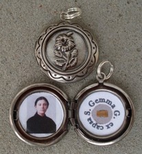St Gemma antique relic locket--Stunningl picture
